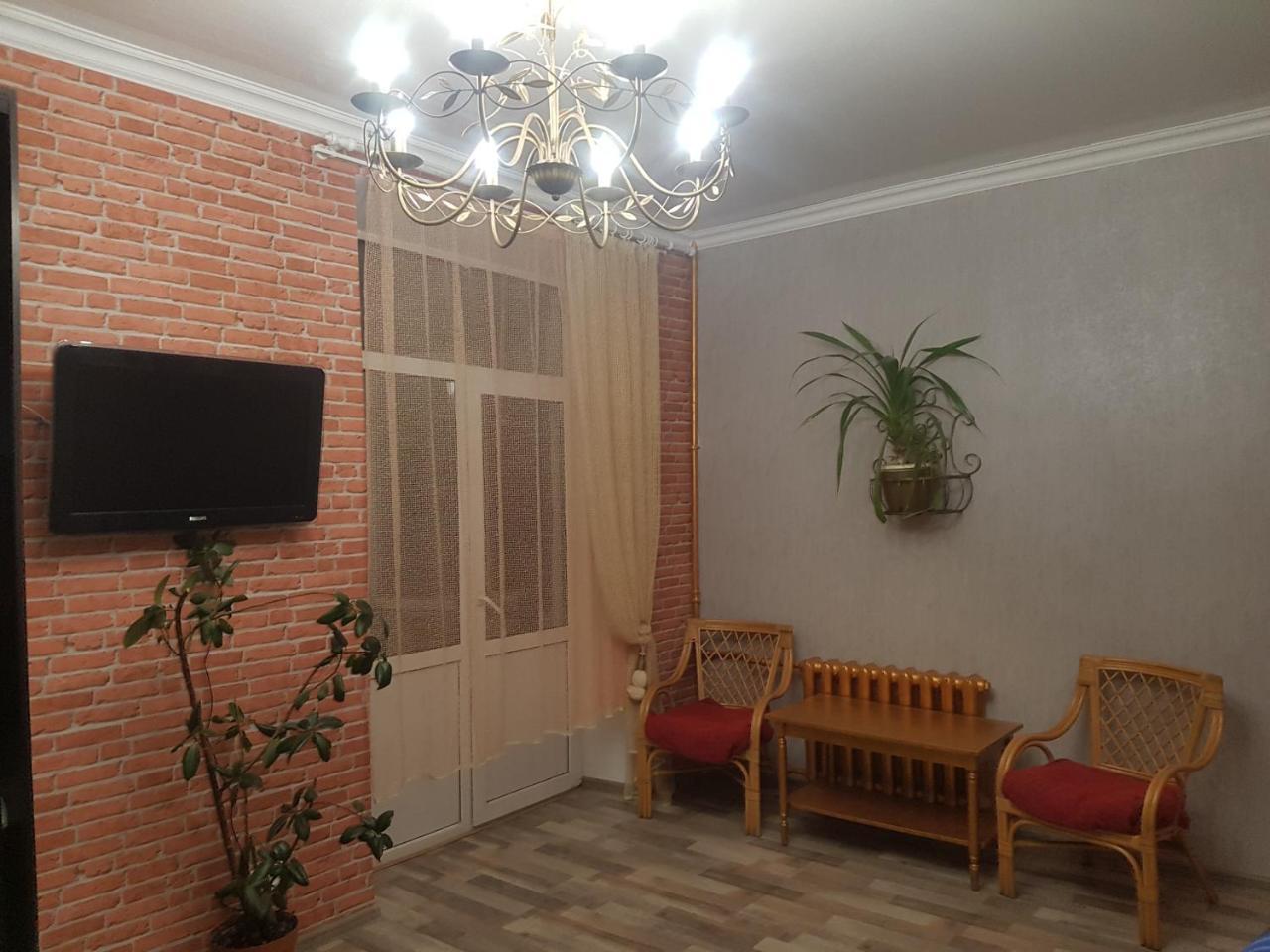 Apartment New York Street Kremenchuk Luaran gambar