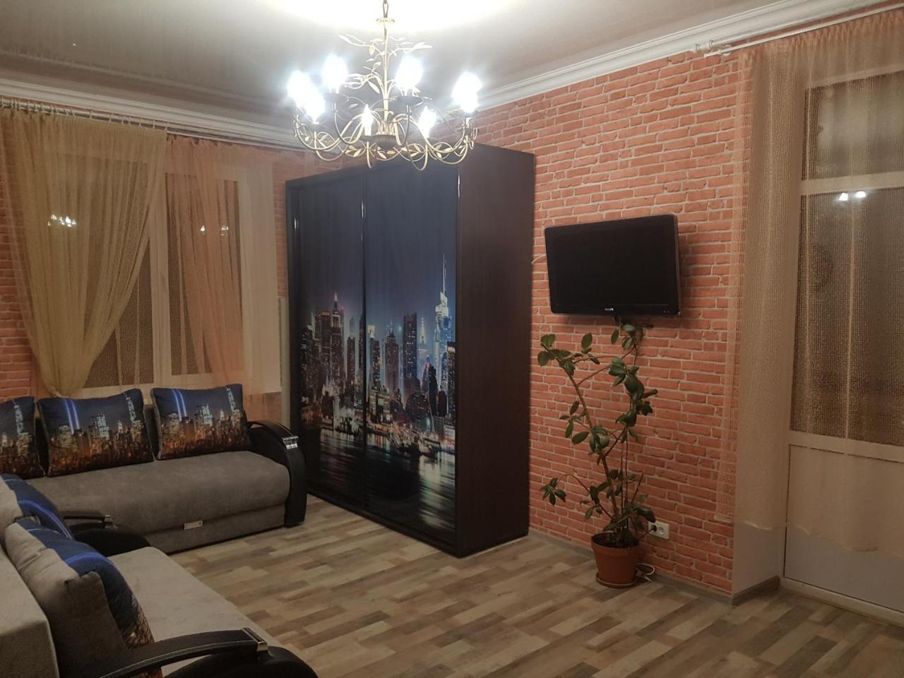 Apartment New York Street Kremenchuk Luaran gambar